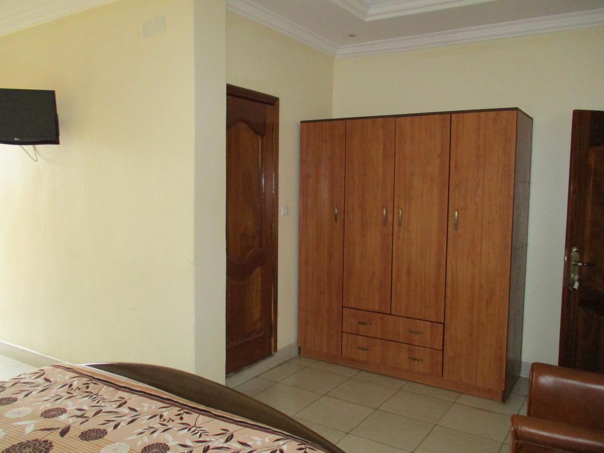 Amaris Hotel Kigali Exterior foto