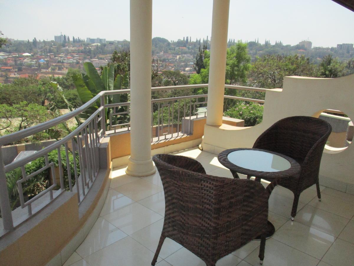 Amaris Hotel Kigali Exterior foto