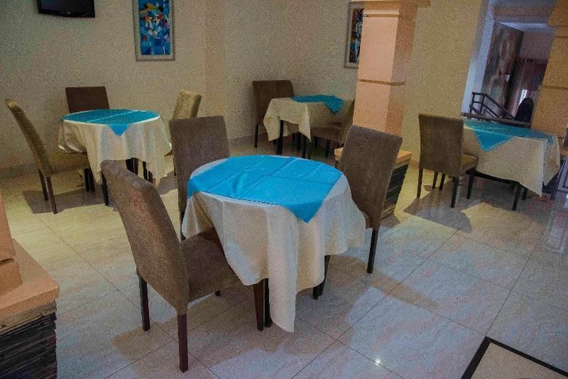 Amaris Hotel Kigali Exterior foto